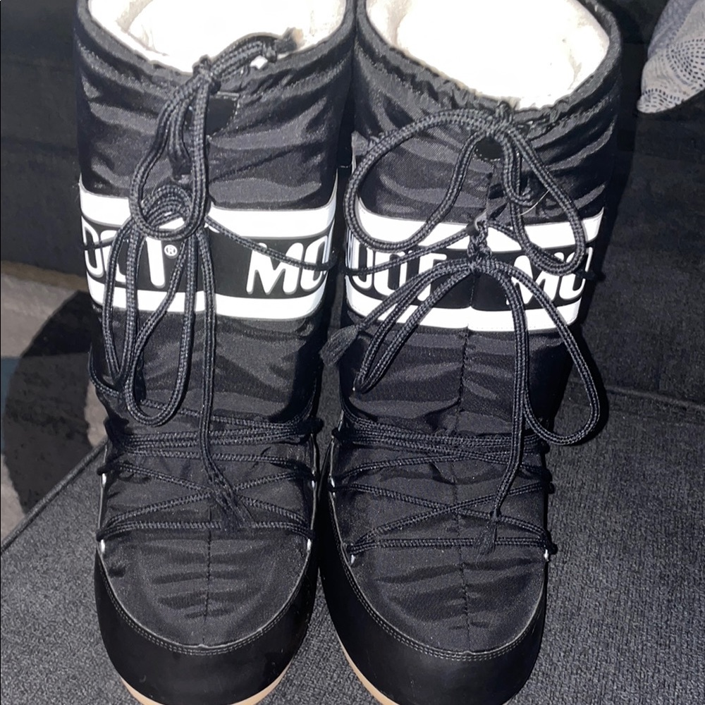 Moon Boot Women's Black Snow Boots